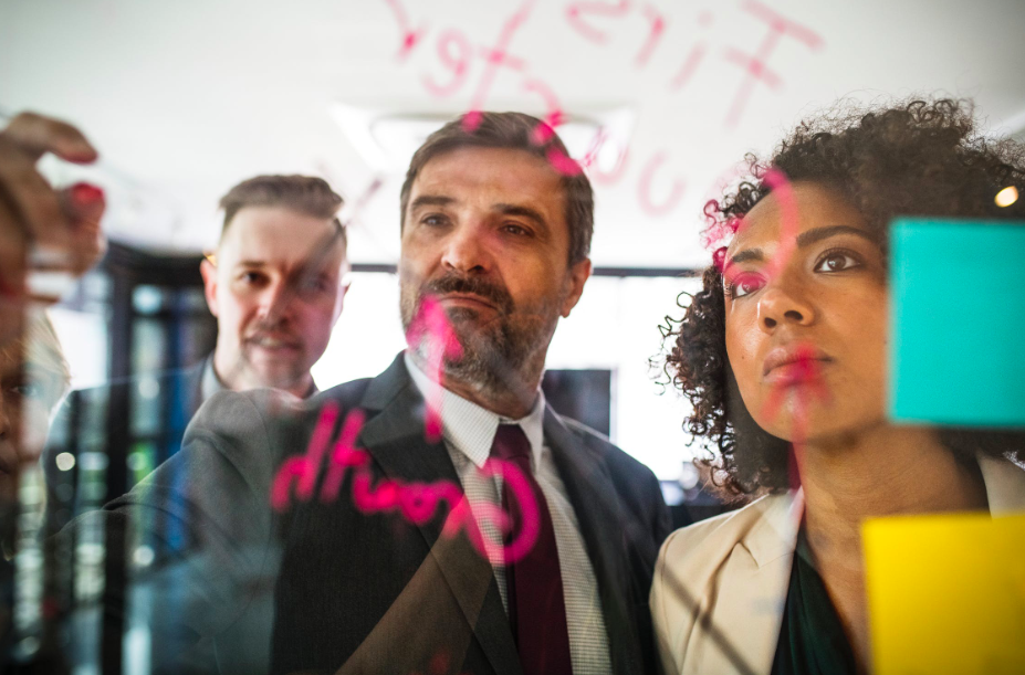 A good team leader should remember to work with the team on the daily basis